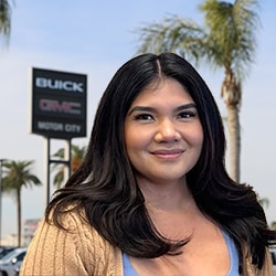 Staff member Stephany Ponce from f1f2d5b464aa