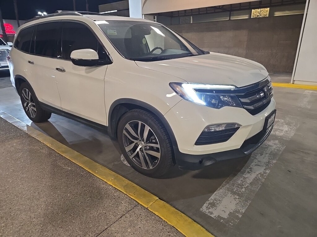 Used 2018 Honda Pilot Elite SUV