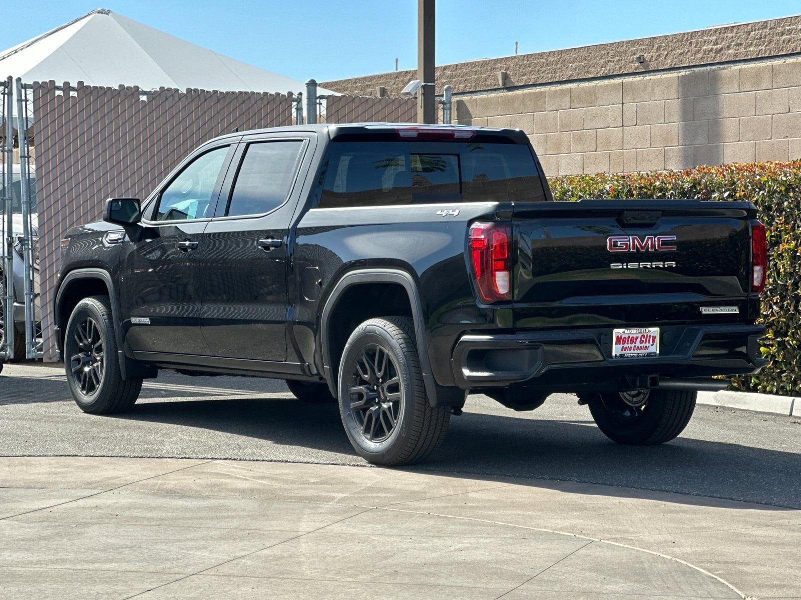 2026 GMC Sierra 1500 Elevation photo 4