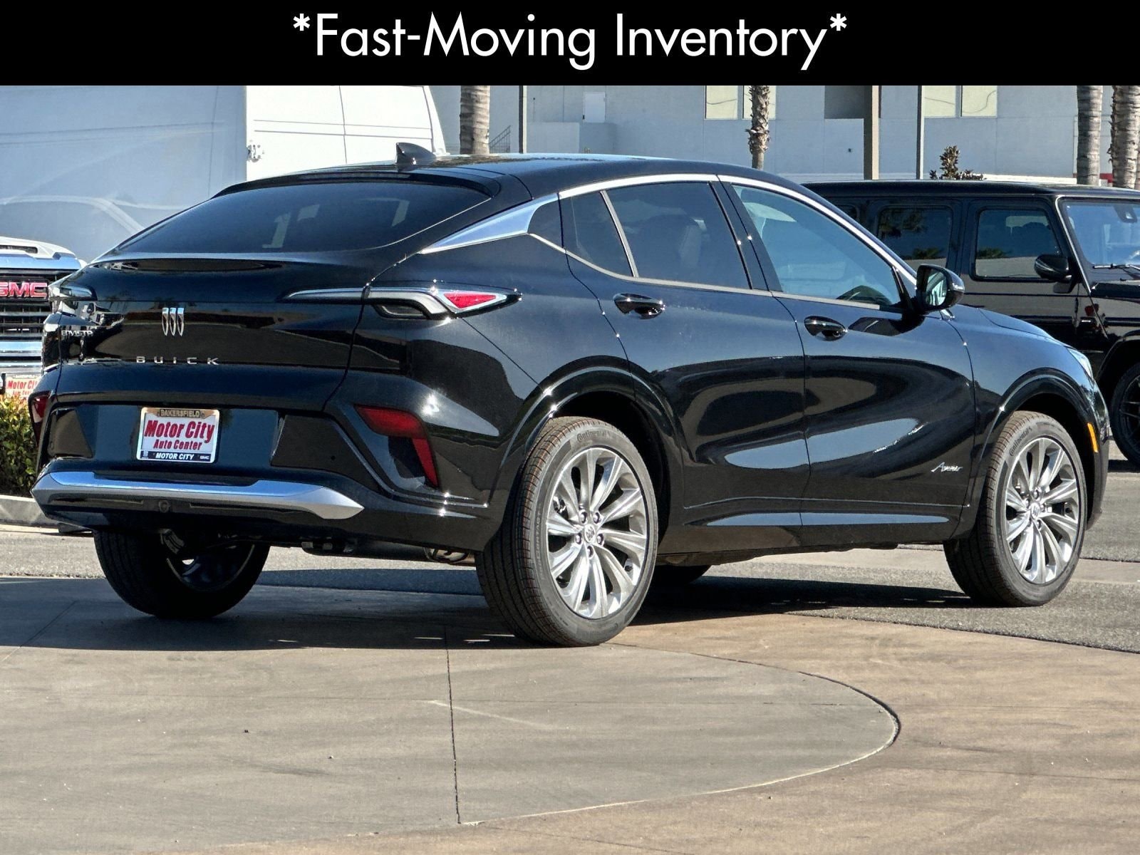 2026 Buick Envista Avenir photo 2