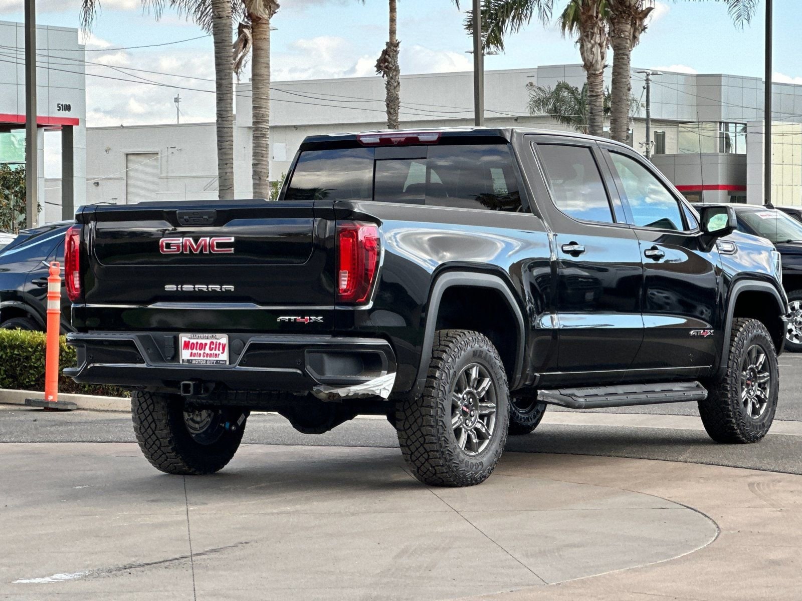 2026 GMC Sierra 1500 AT4X photo 2
