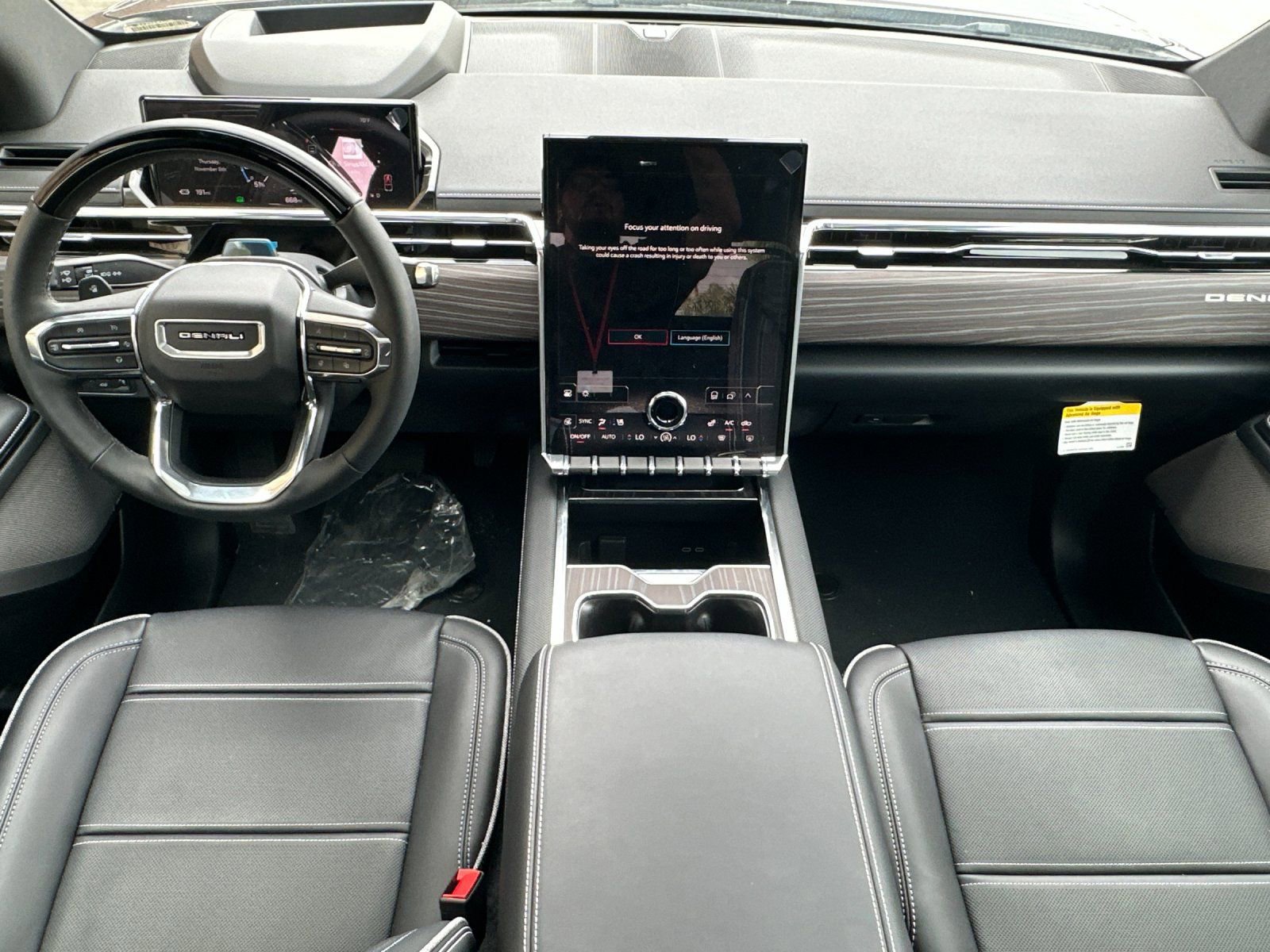 2025 GMC Sierra EV Denali - Photo 13
