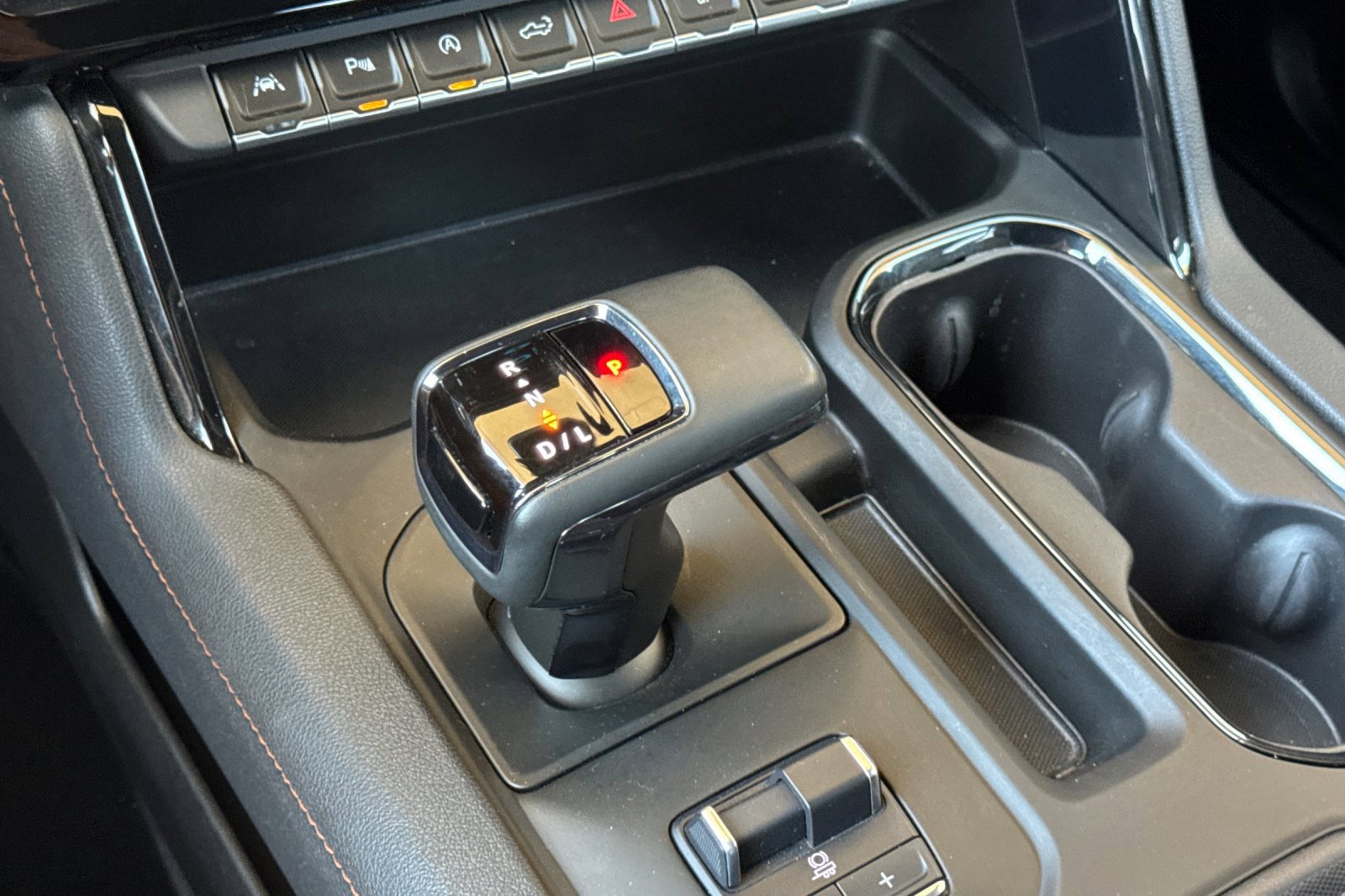 2025 GMC Sierra 1500 AT4 - Photo 21