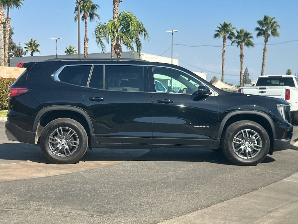 New 2025 GMC Acadia Elevation SUV