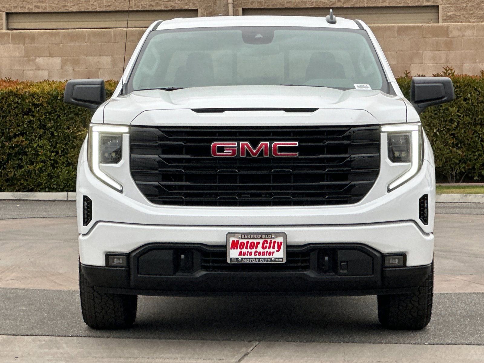2026 GMC Sierra 1500 Elevation photo 3