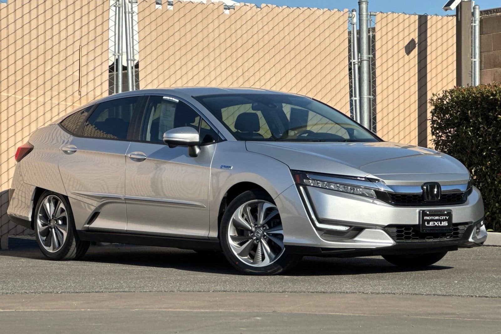 Used 2018 Honda Clarity Touring with VIN JHMZC5F37JC001688 for sale in Bakersfield, CA