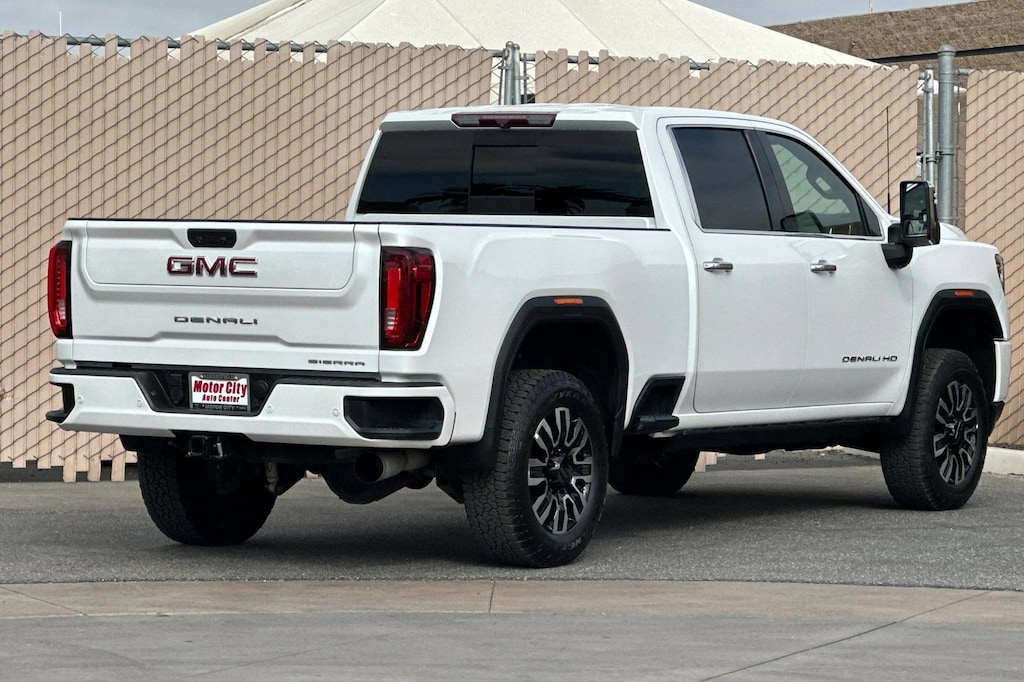 Used 2022 GMC Sierra 2500 HD Denali Truck