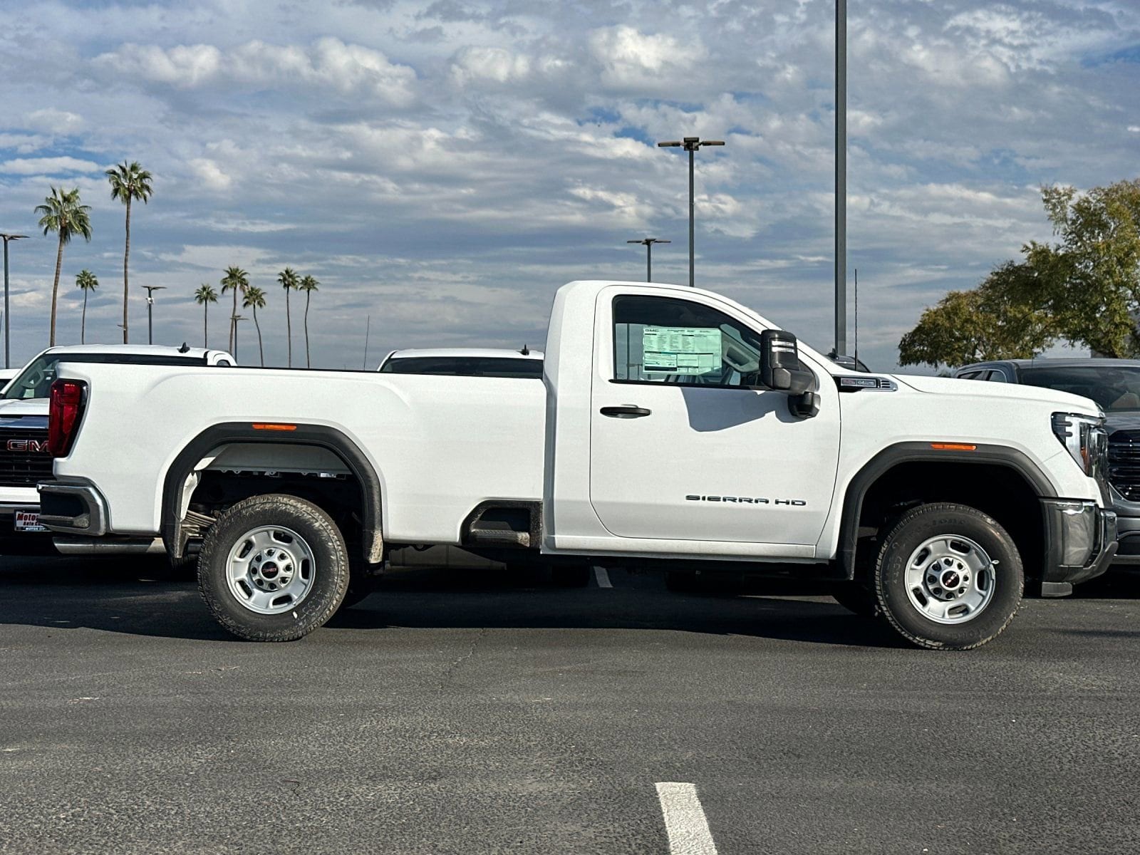 2025 GMC Sierra 2500 HD Pro photo 2