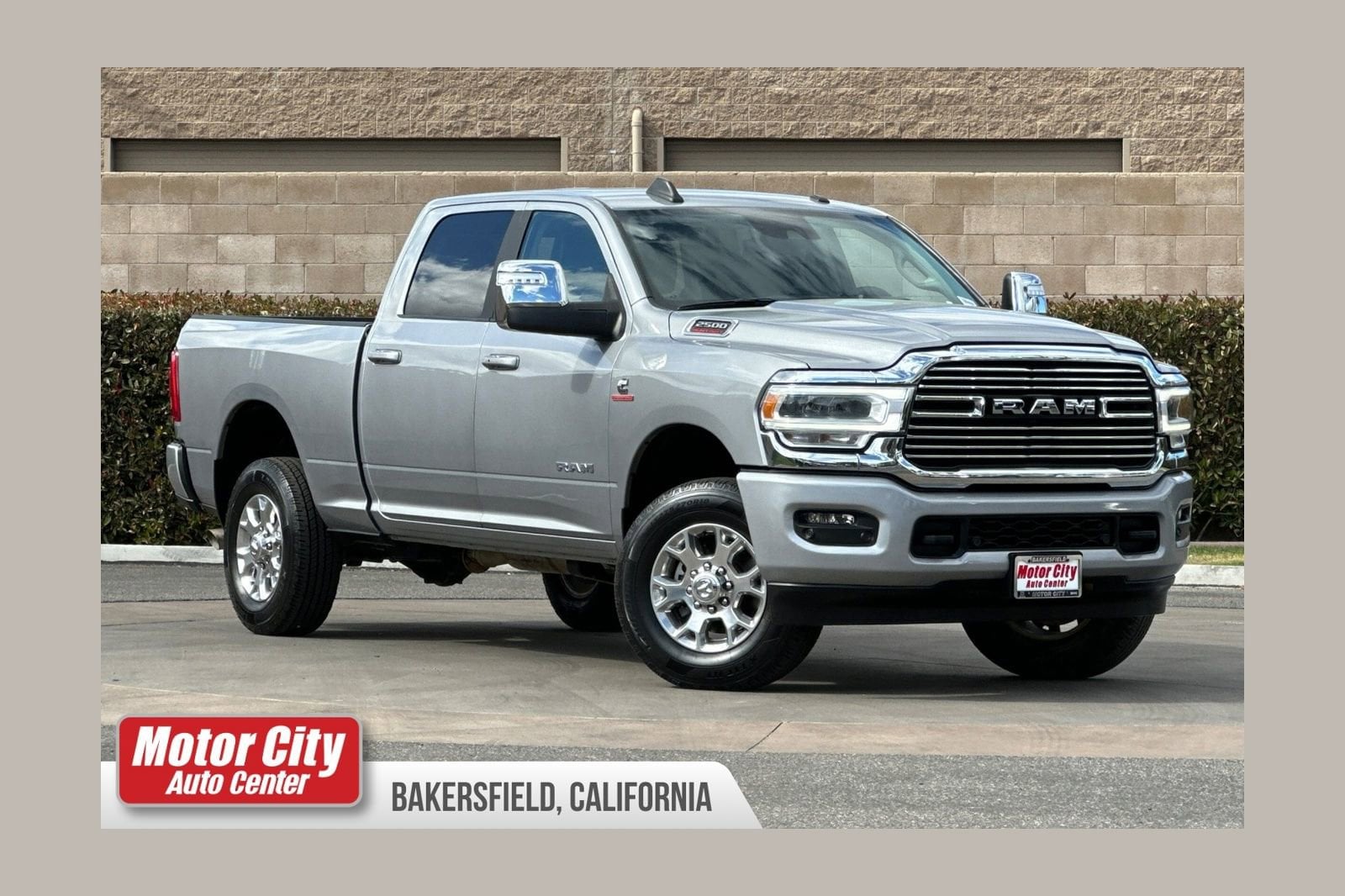 2024 RAM 2500 Laramie 4X4 Crew Cab SWB's photo