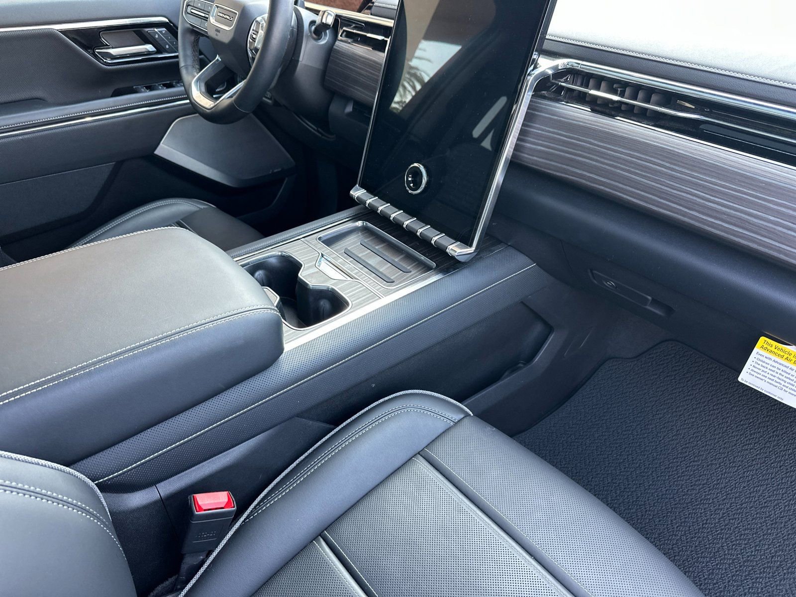 2025 GMC Sierra EV Denali - Photo 14