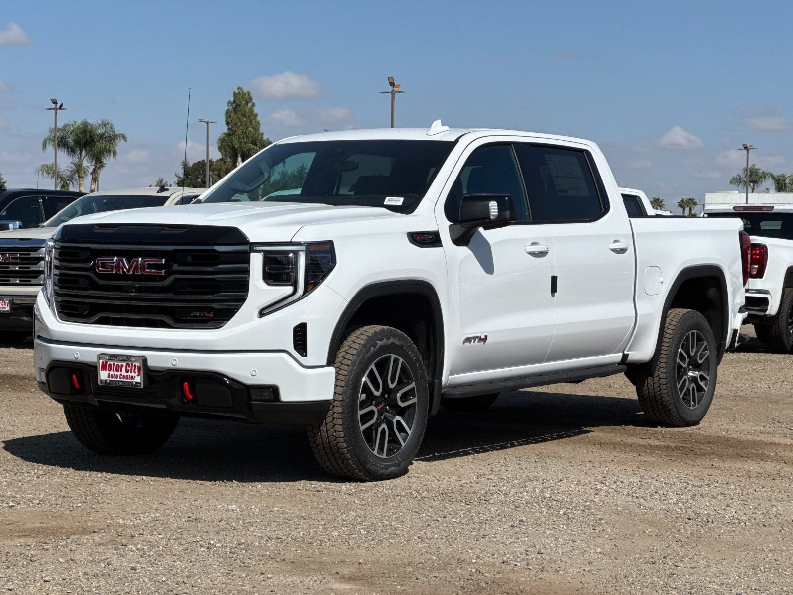 2026 GMC Sierra 1500 AT4 - Photo 7