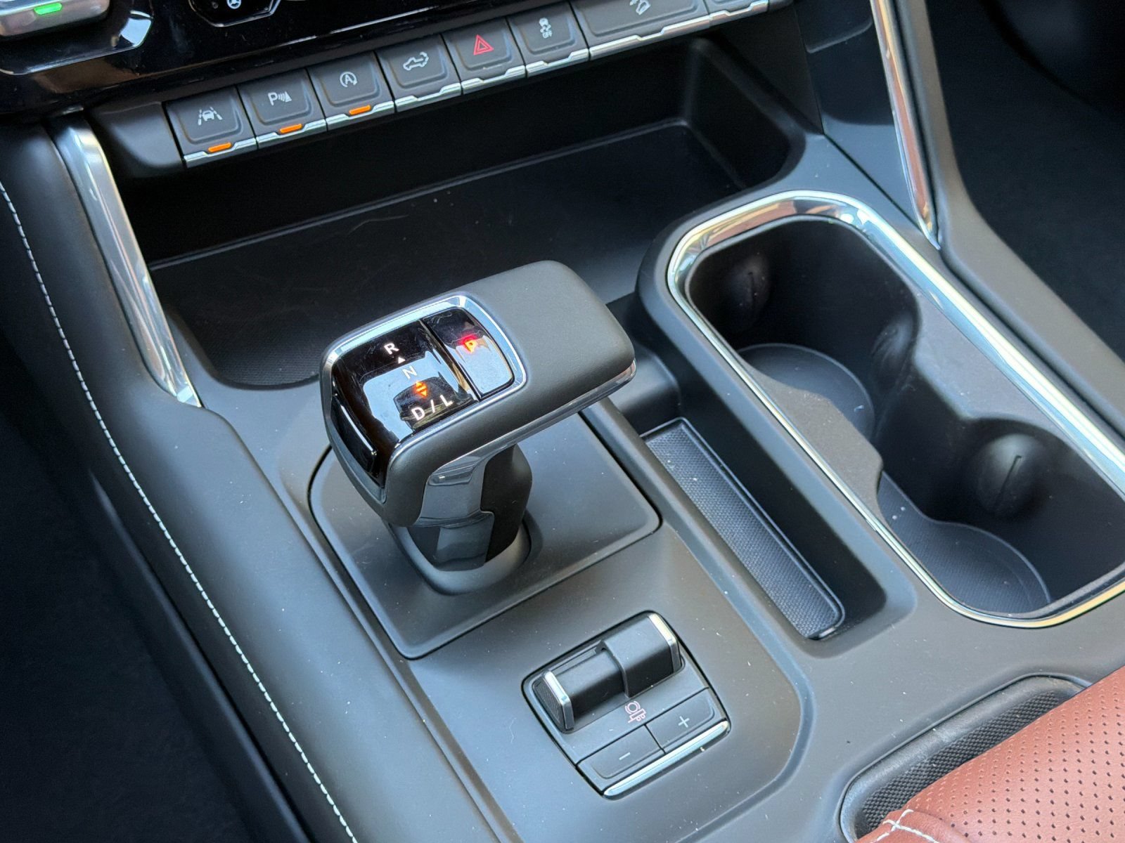 2026 GMC Sierra 1500 Denali Ultimate - Photo 18