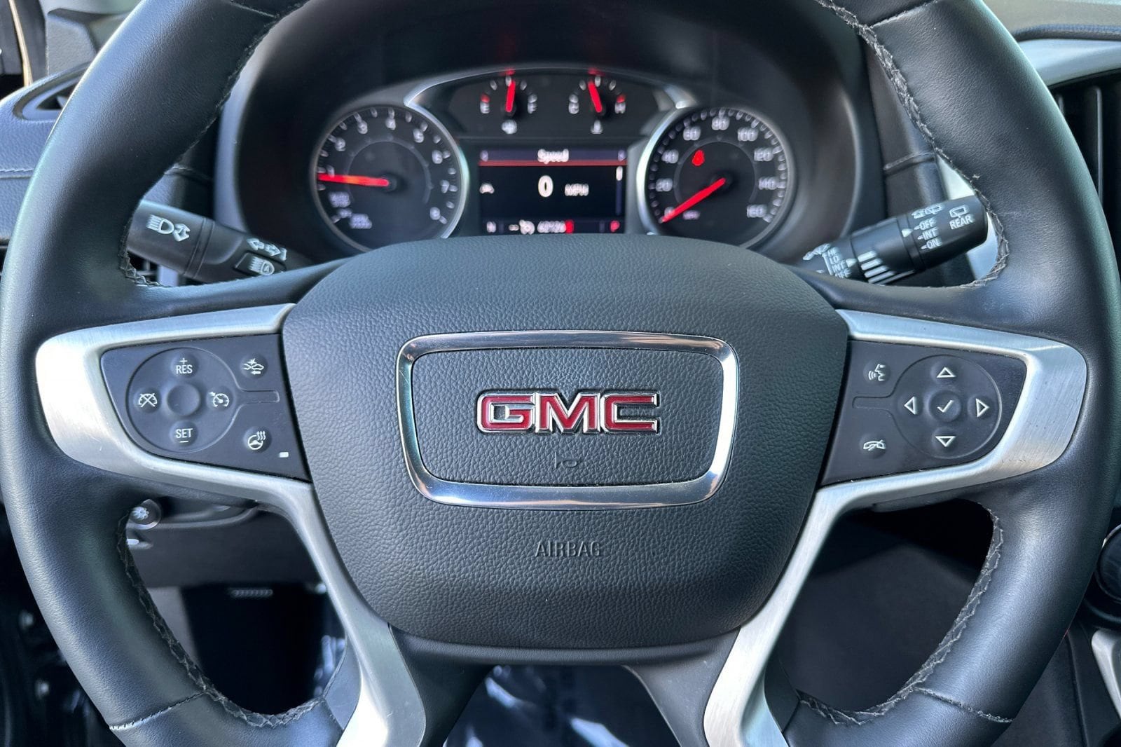 2023 GMC Terrain SLT - Photo 24