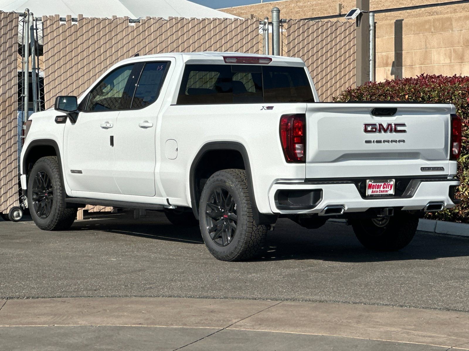 2026 GMC Sierra 1500 Elevation photo 4