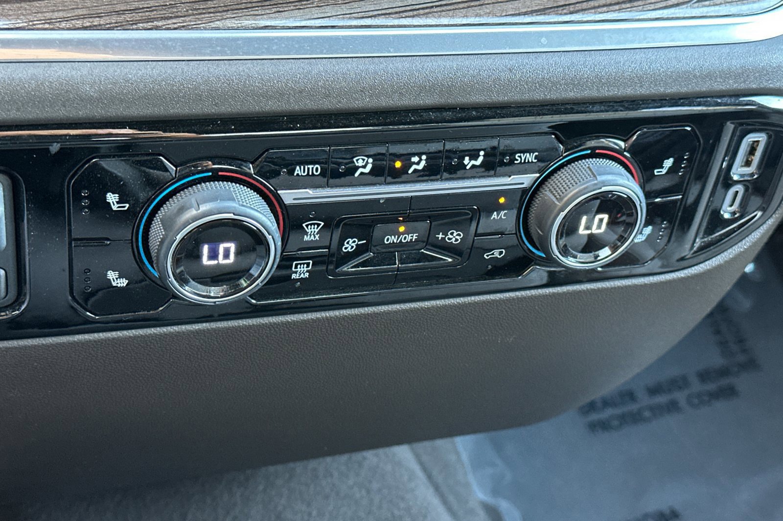 2026 Chevrolet Silverado 1500 RST - Photo 20