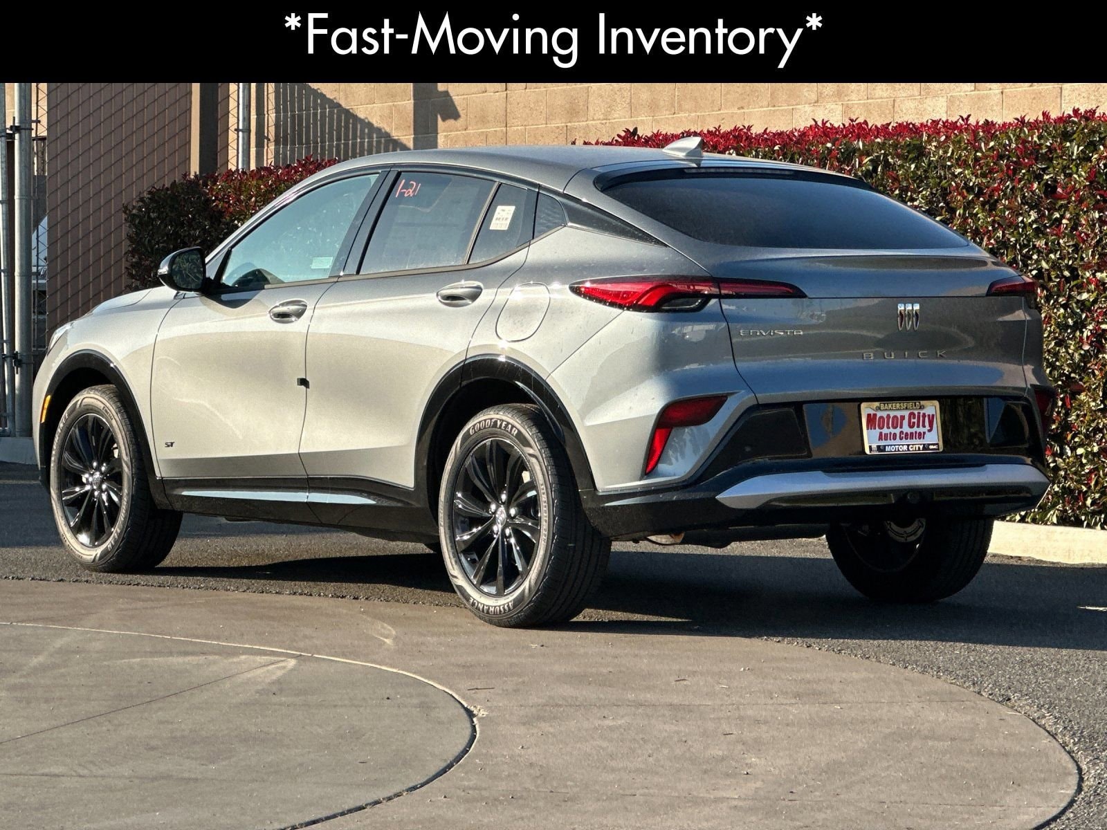 2026 Buick Envista Sport Touring photo 4