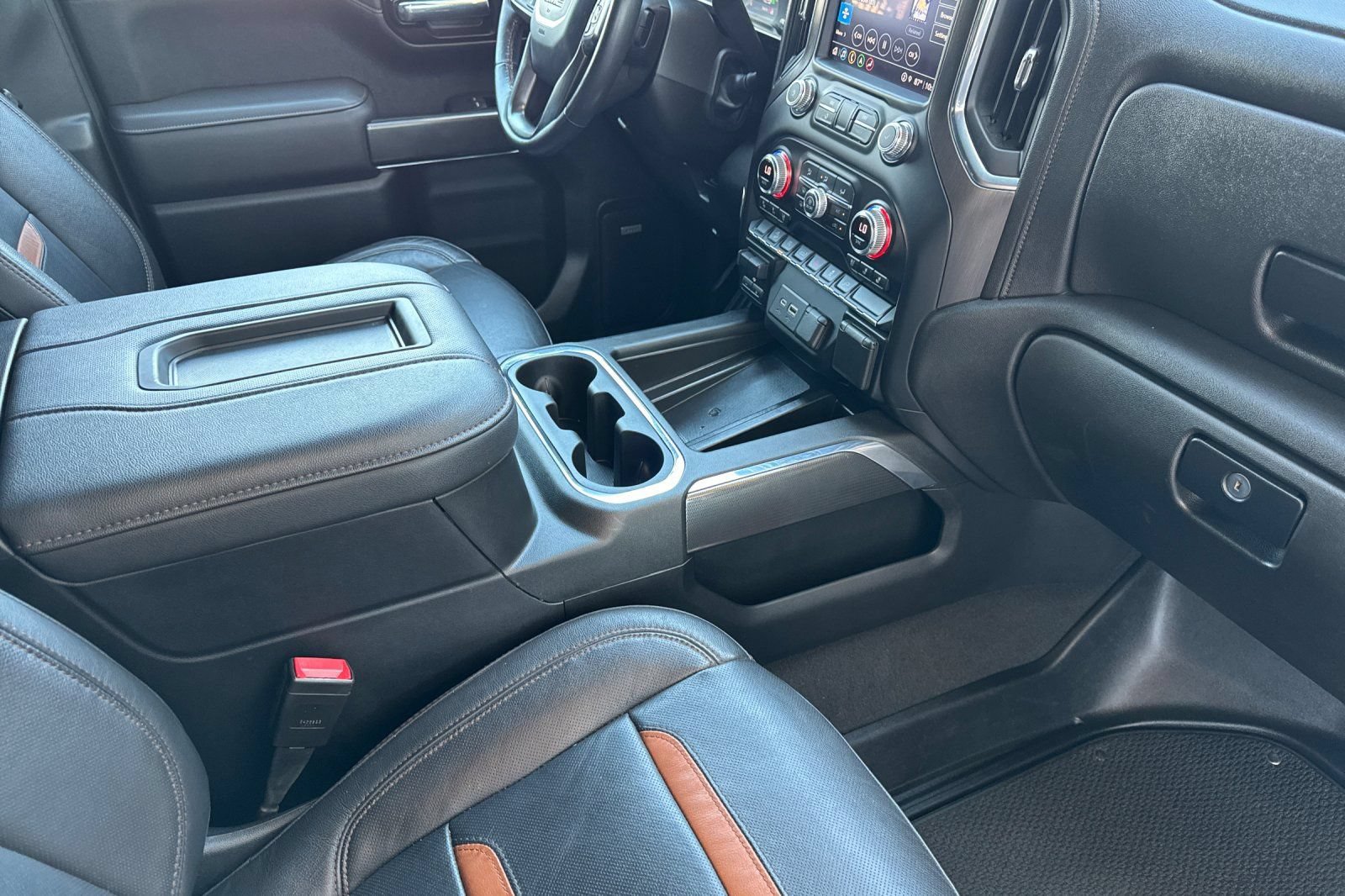 2021 GMC Sierra 1500 AT4 - Photo 16
