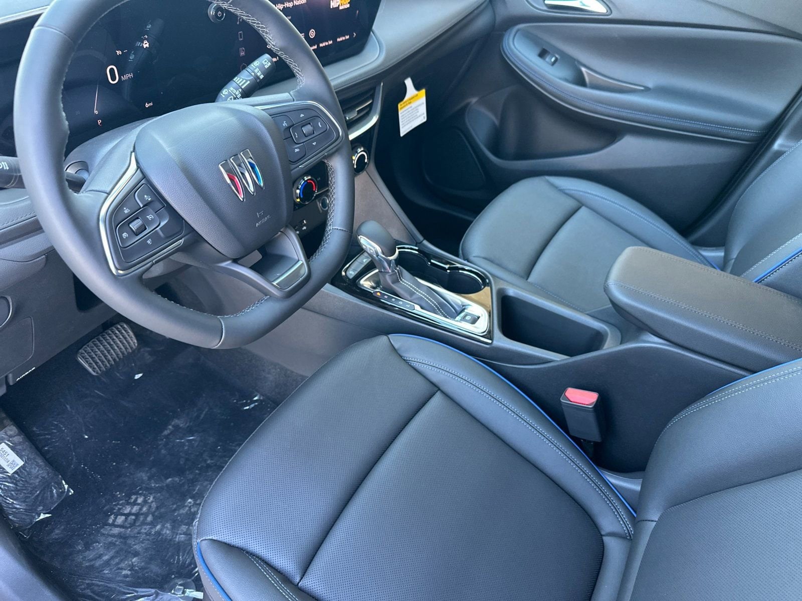 2026 Buick Encore GX Sport Touring photo 3