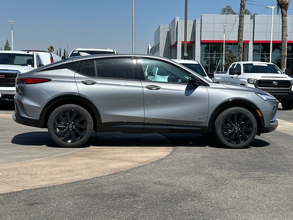 New 2026 Buick Envista Sport Touring SUV