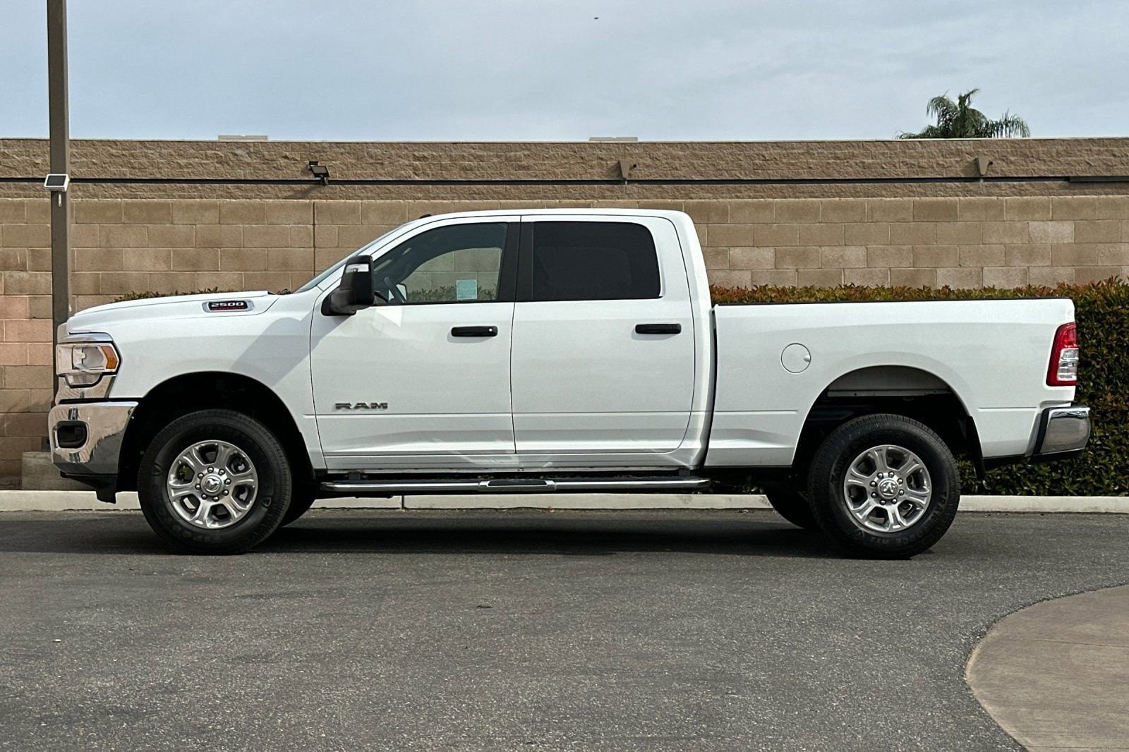 2024 Ram 2500 Big Horn photo 6