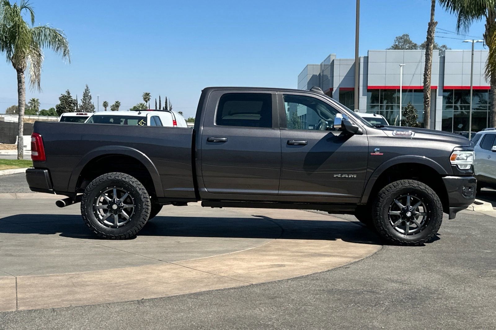 2019 Ram 2500 Laramie photo 2