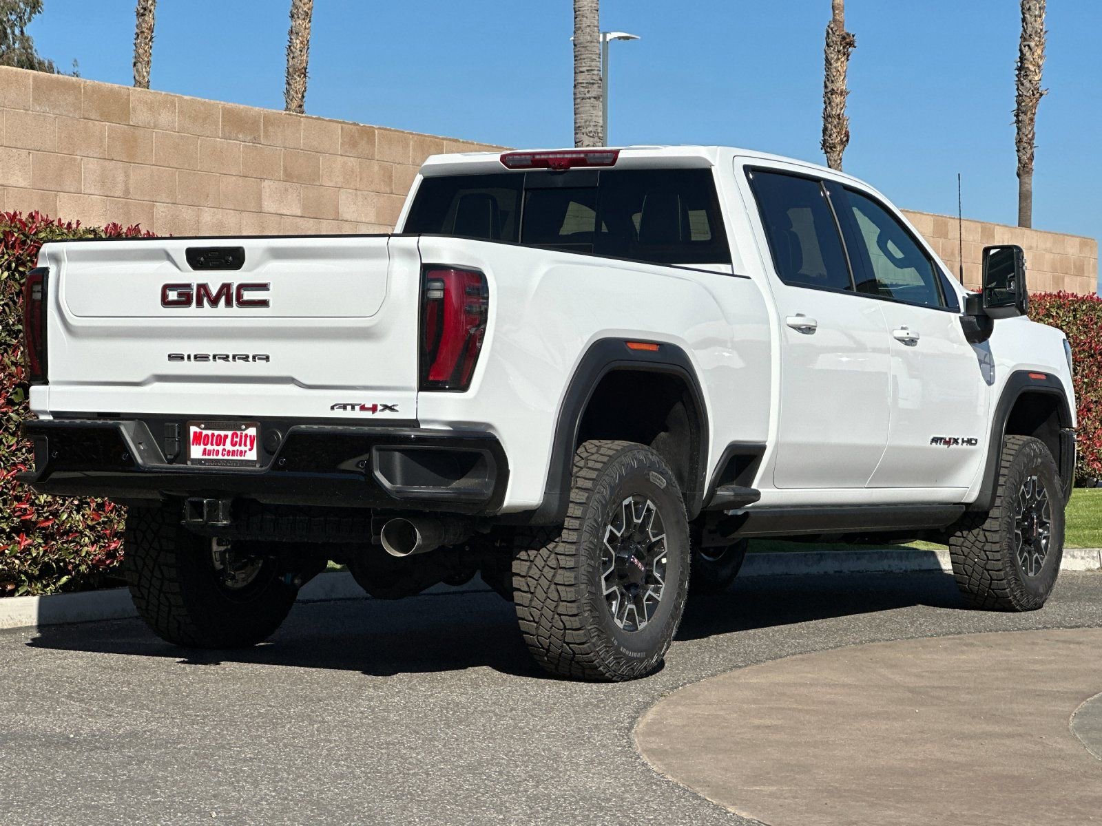2026 GMC Sierra 2500 HD AT4X photo 2
