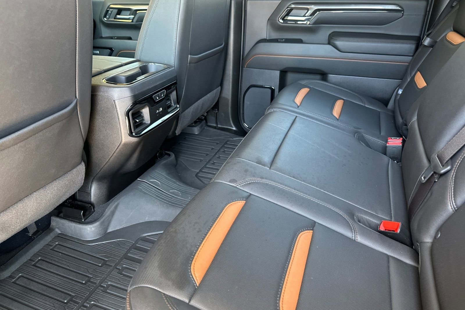 2024 GMC Sierra 2500HD AT4 - Photo 13