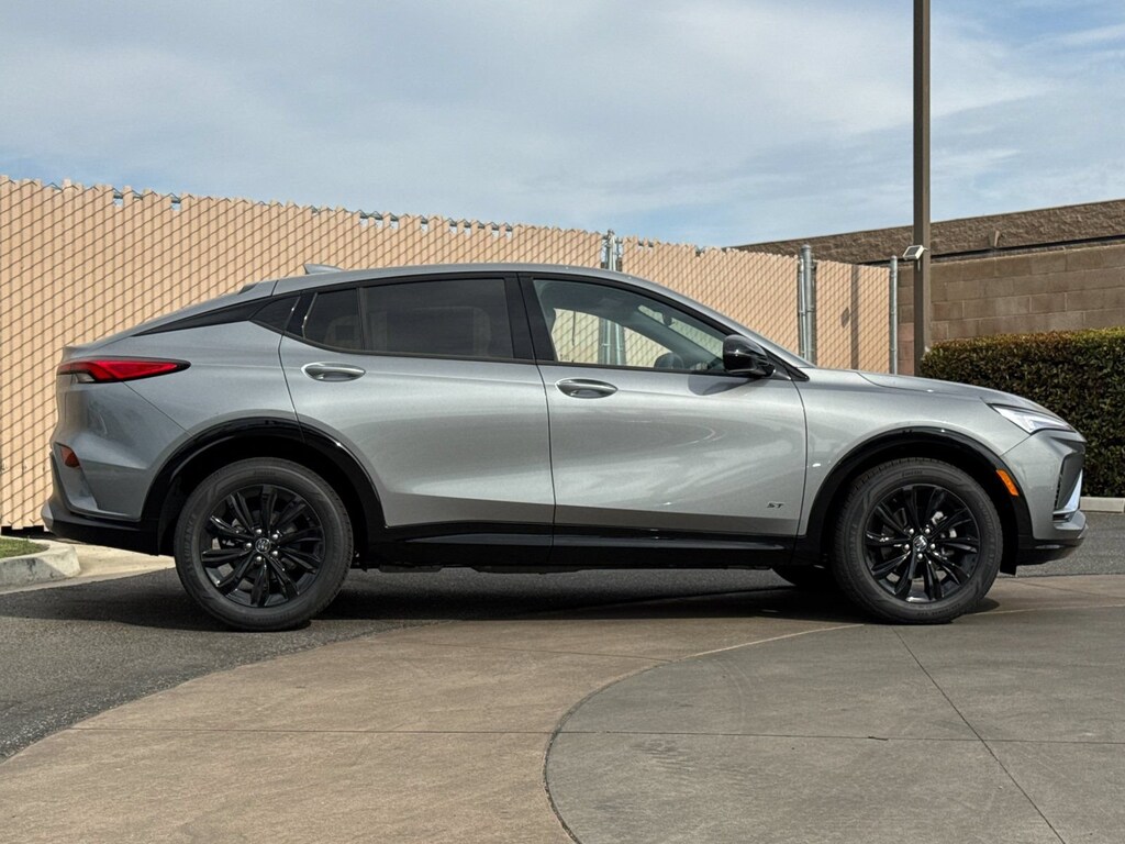 New 2026 Buick Envista Sport Touring SUV