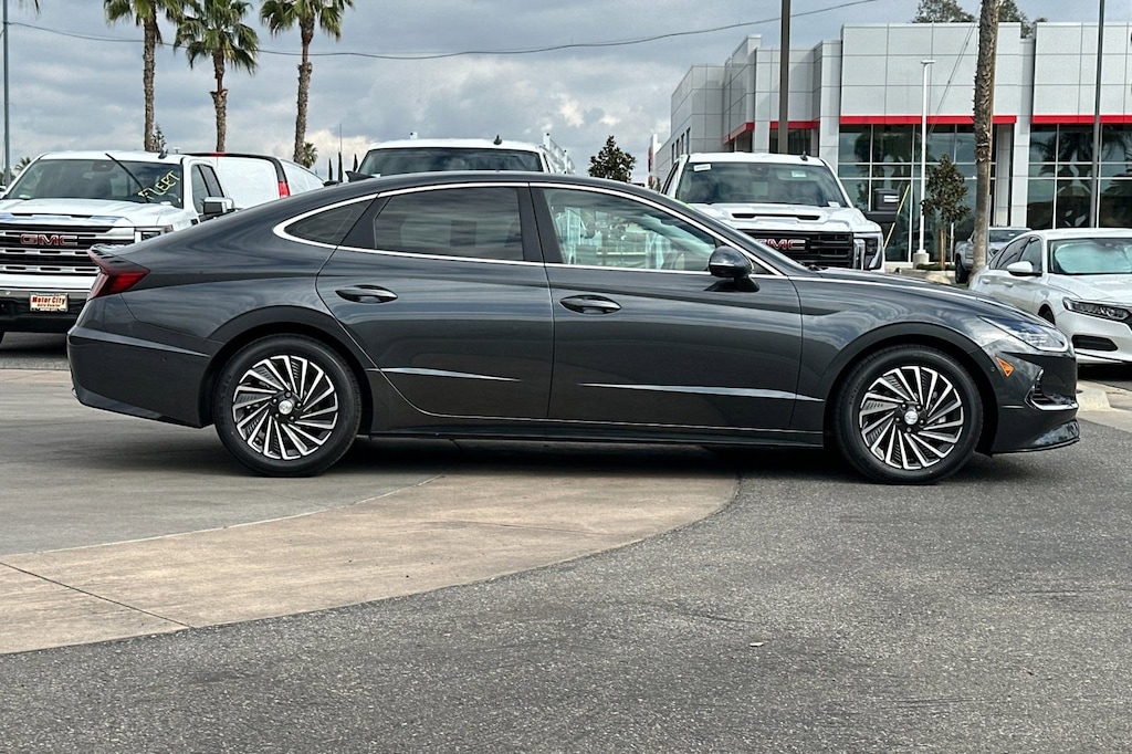 Used 2023 Hyundai Sonata Hybrid Limited Sedan