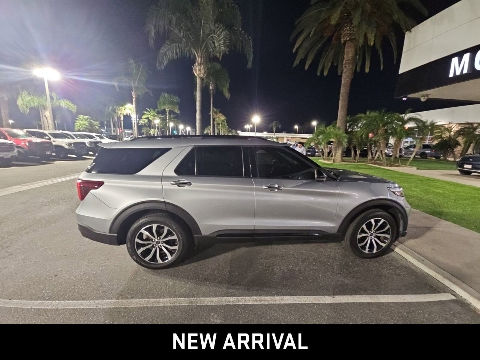 2020 Ford Explorer ST photo 3