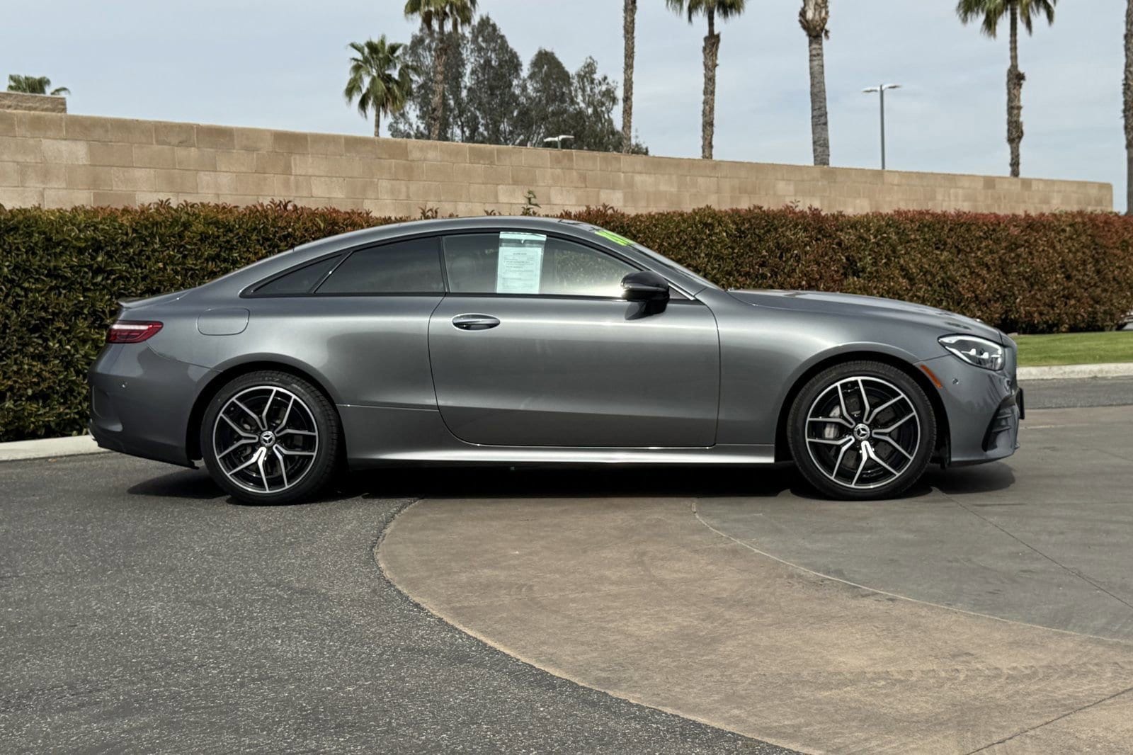 2022 Mercedes-Benz E-Class E 450 photo 2