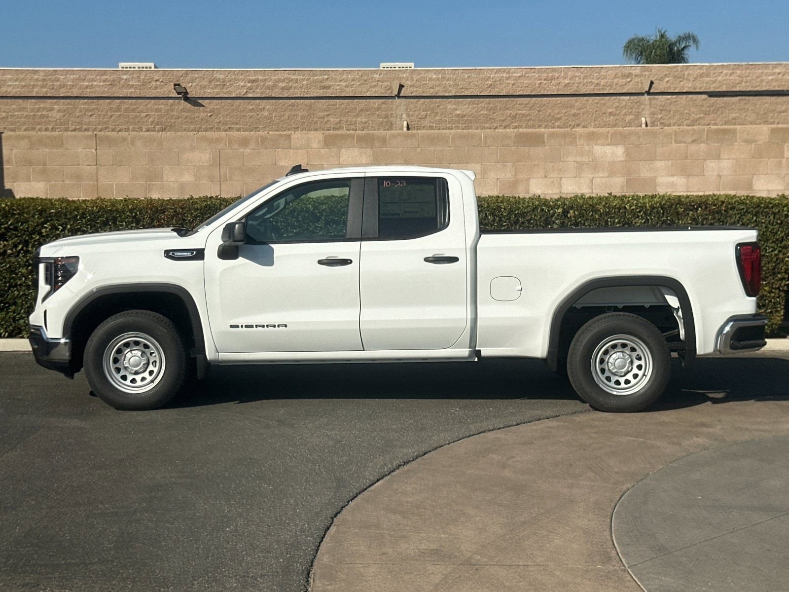 2026 GMC Sierra 1500 Pro photo 5