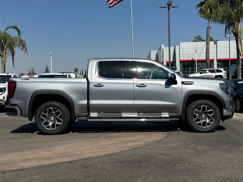 New 2026 GMC Sierra 1500 SLT Truck