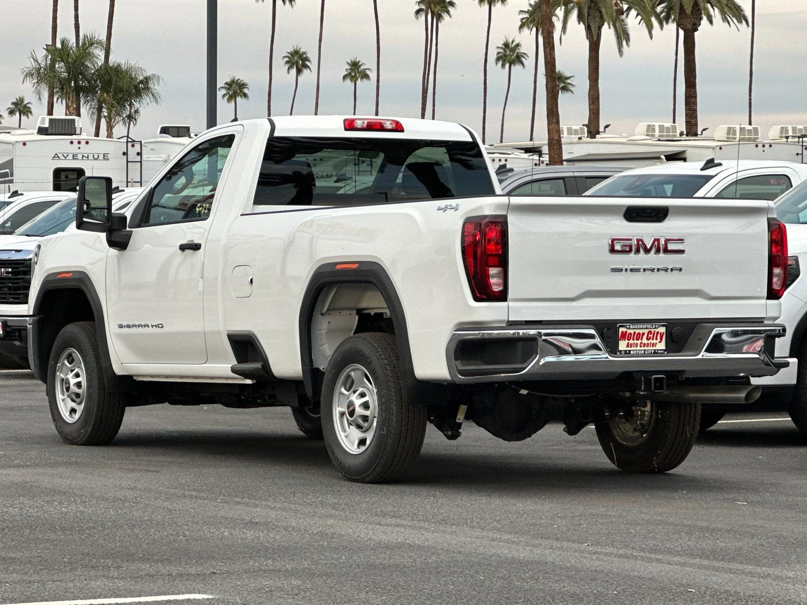 2025 GMC Sierra 2500 HD Pro photo 5