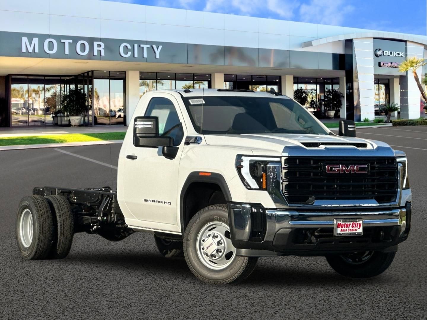 2026 GMC Sierra 3500 Chassis Cab Pro's photo