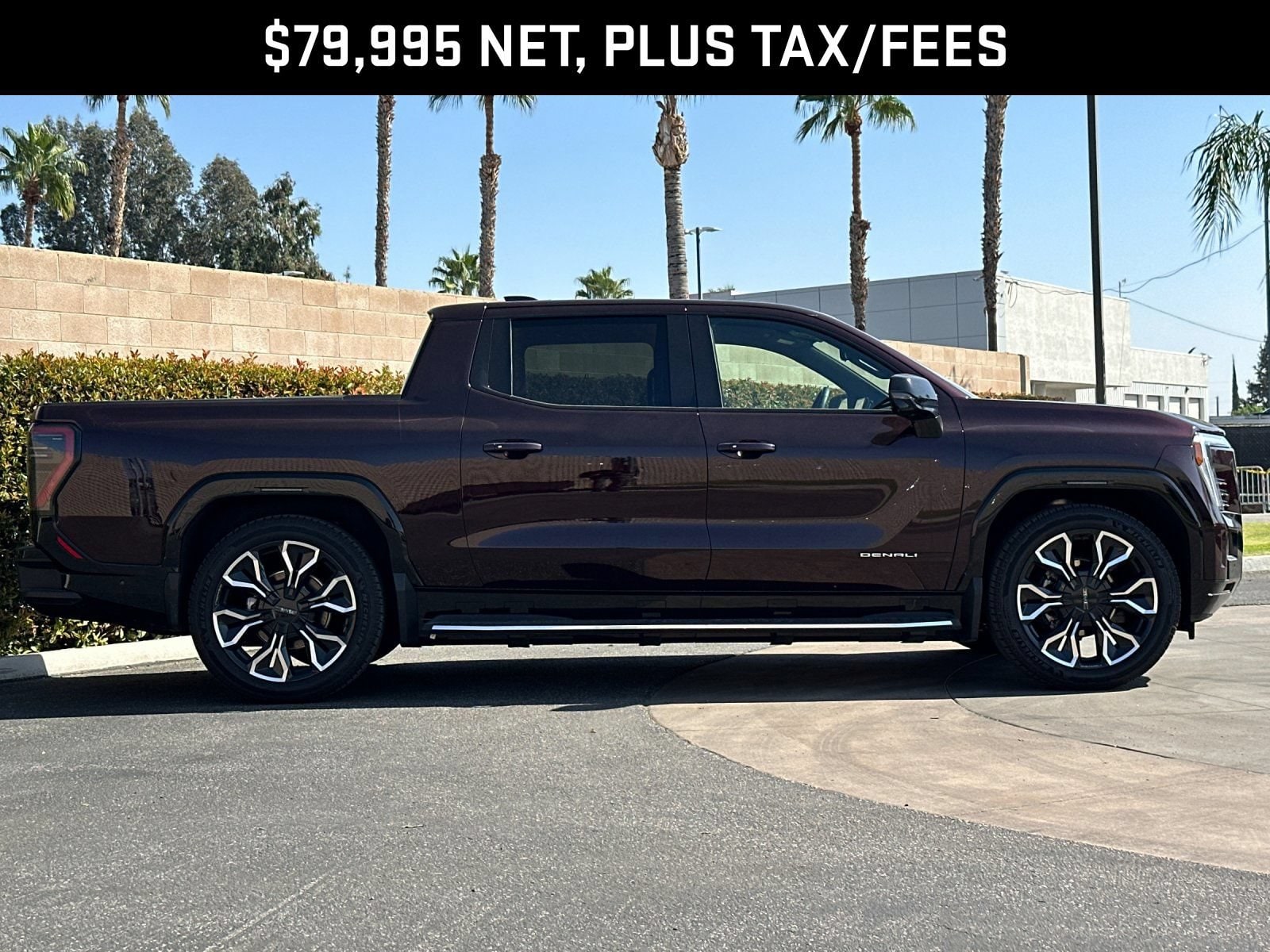 2025 GMC Sierra EV Denali - Photo 2