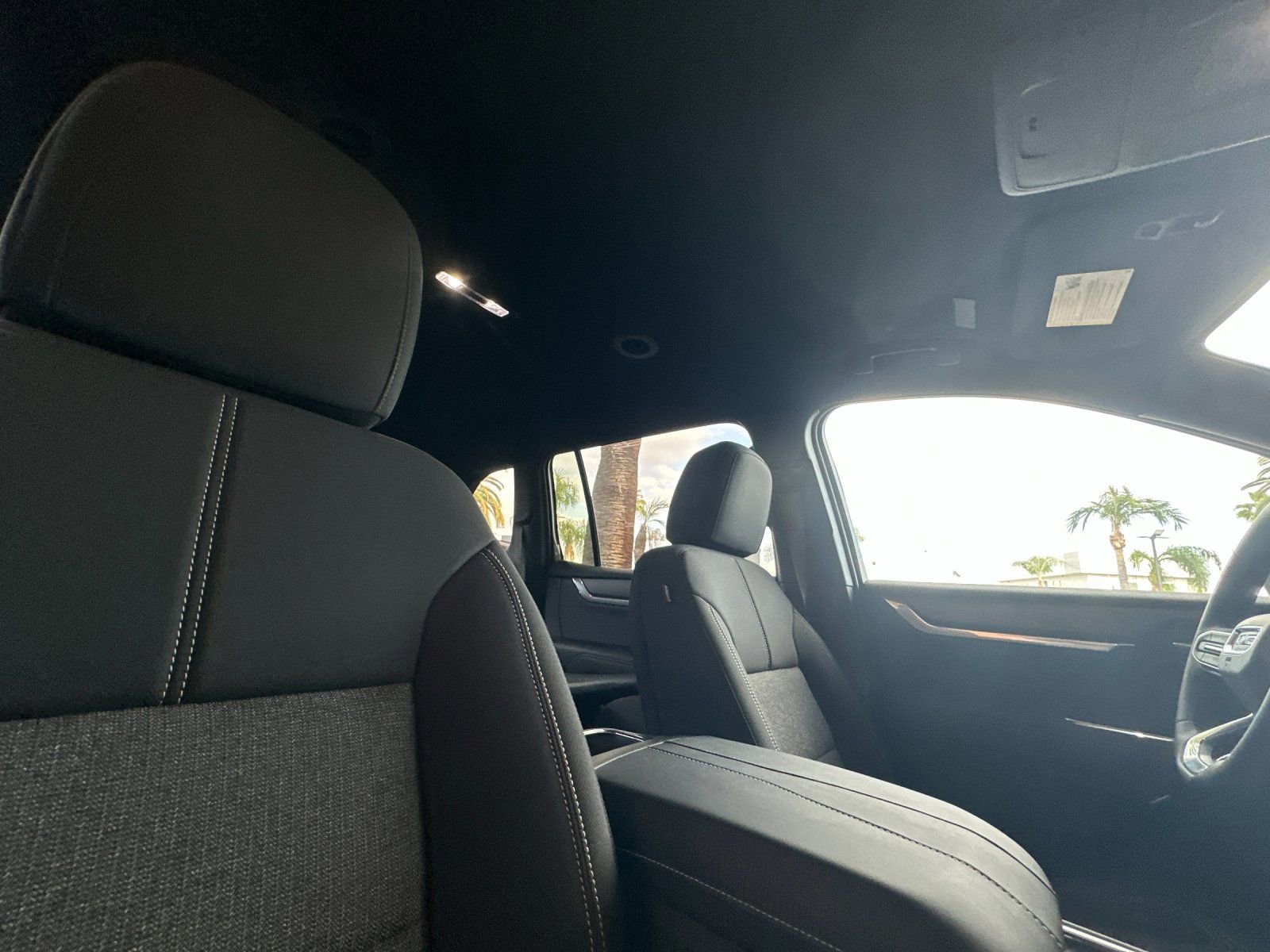 2026 GMC Acadia Elevation - Photo 17
