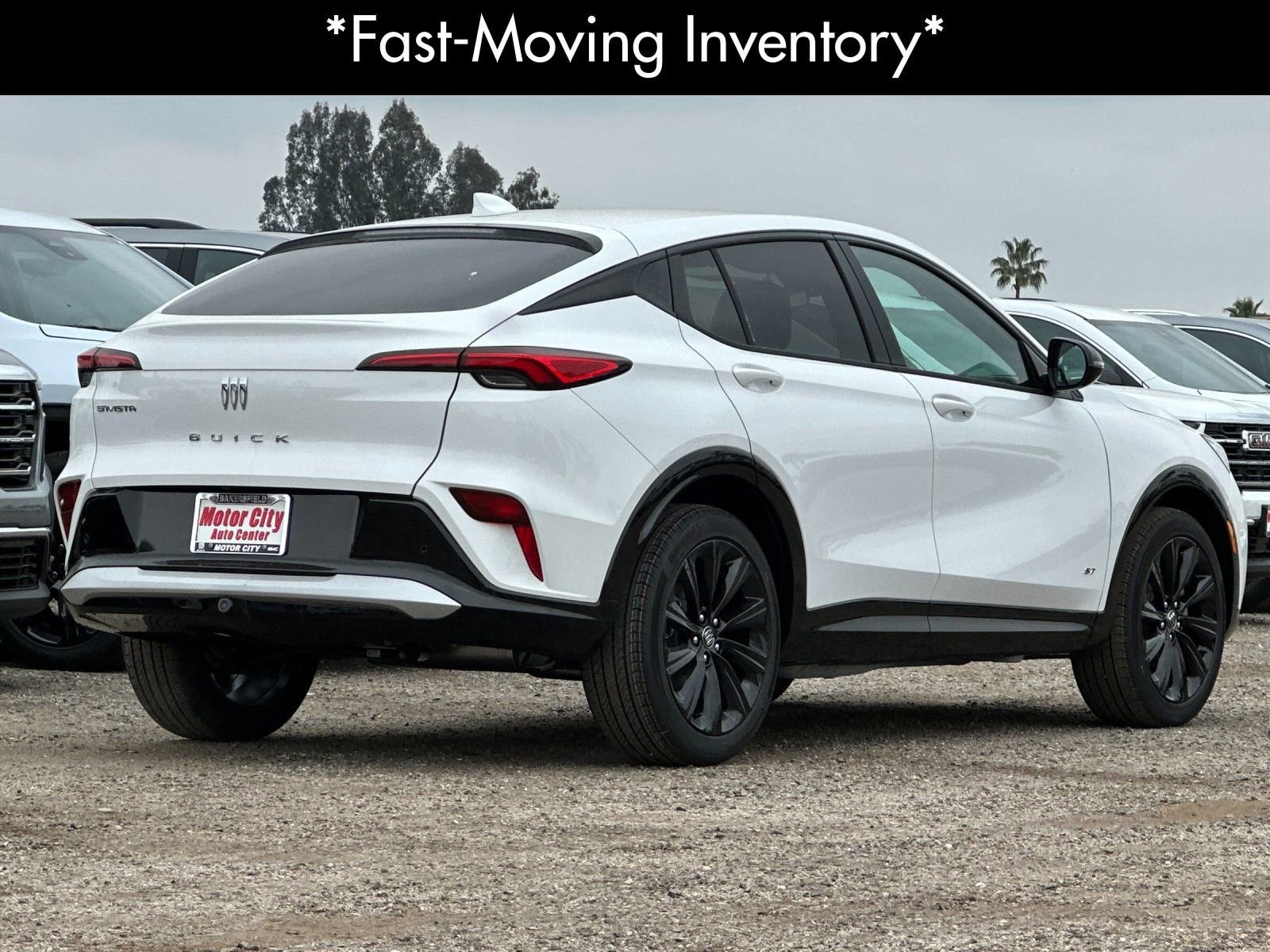 2026 Buick Envista Sport Touring photo 2