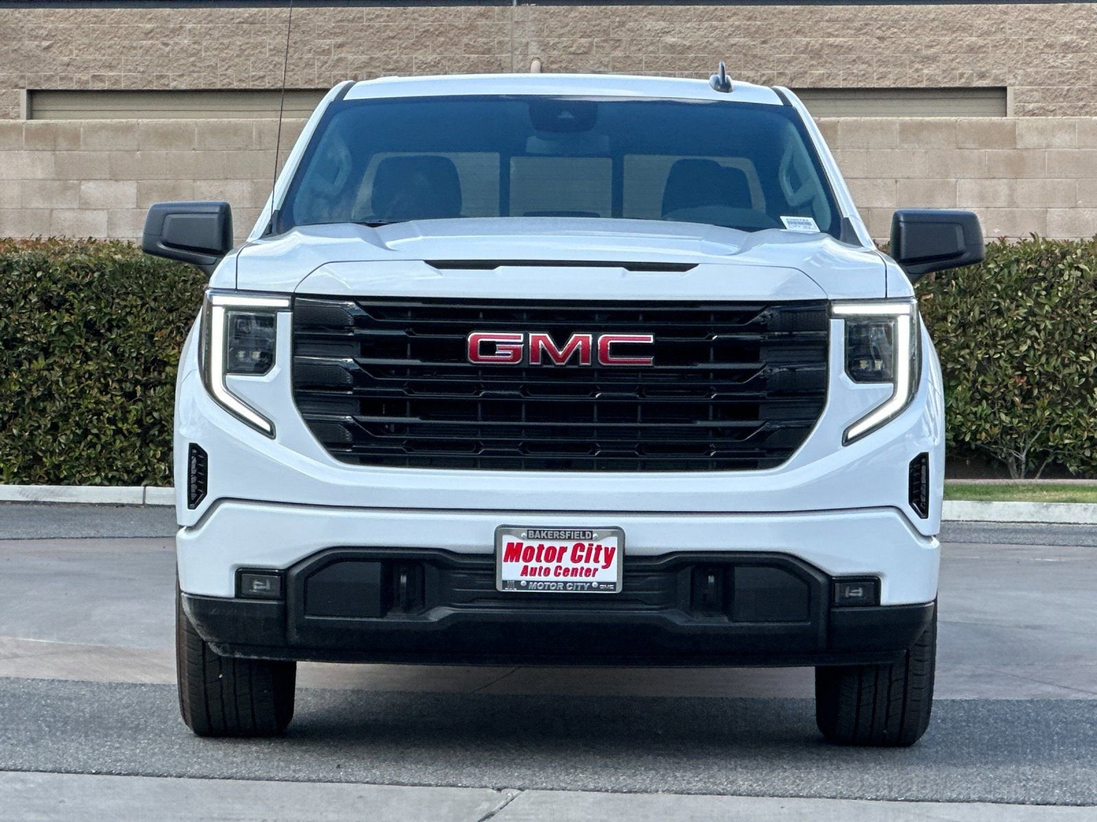 2026 GMC Sierra 1500 Elevation photo 3