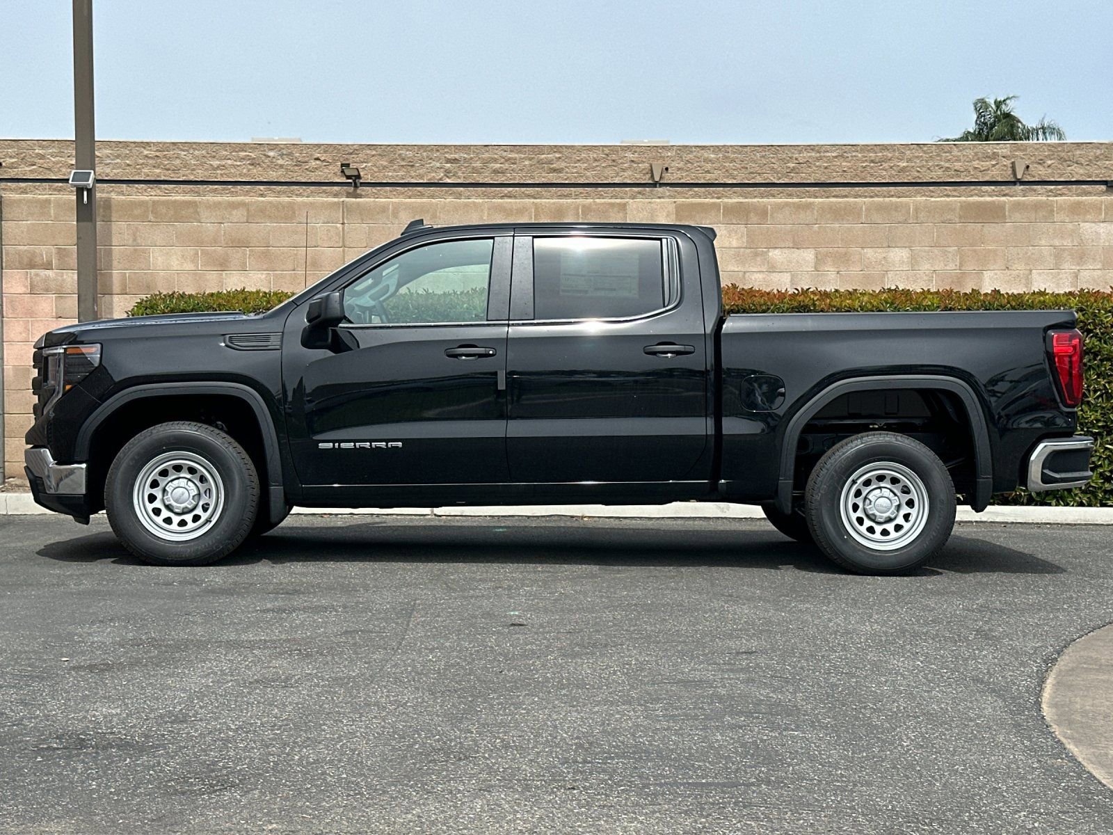2026 GMC Sierra 1500 Pro photo 5