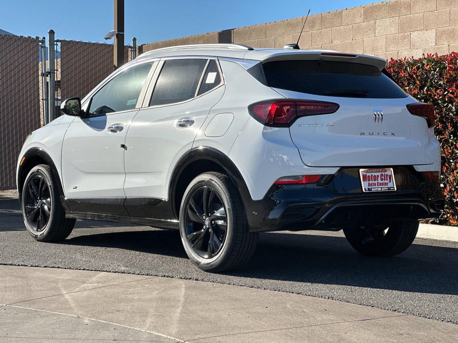 2026 Buick Encore GX Sport Touring photo 4