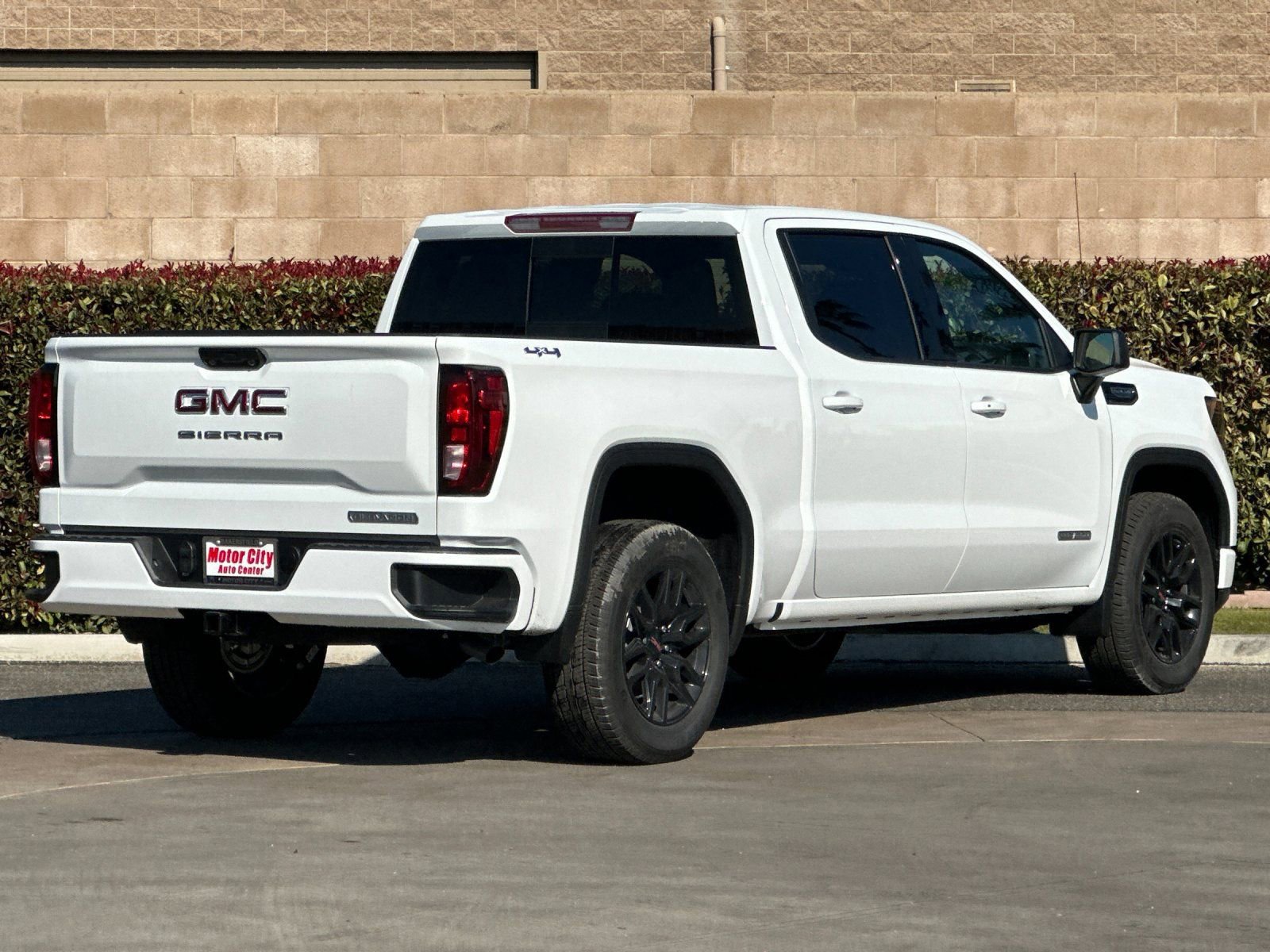2026 GMC Sierra 1500 Elevation photo 2