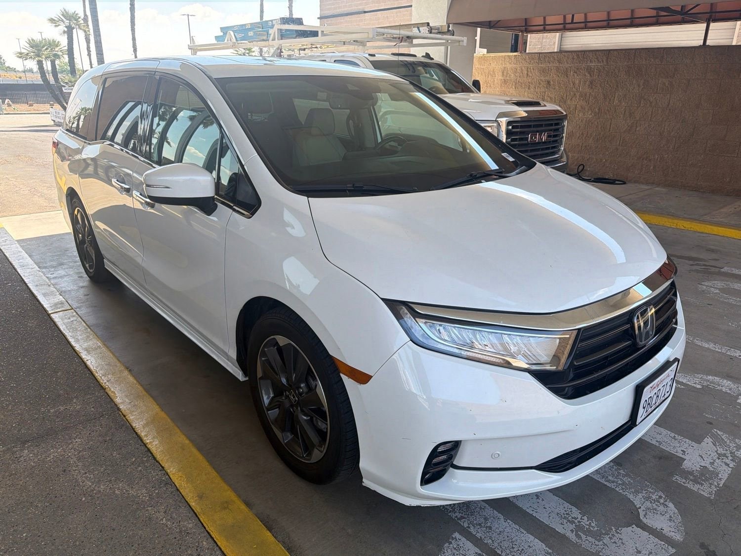2022 Honda Odyssey Elite photo 3