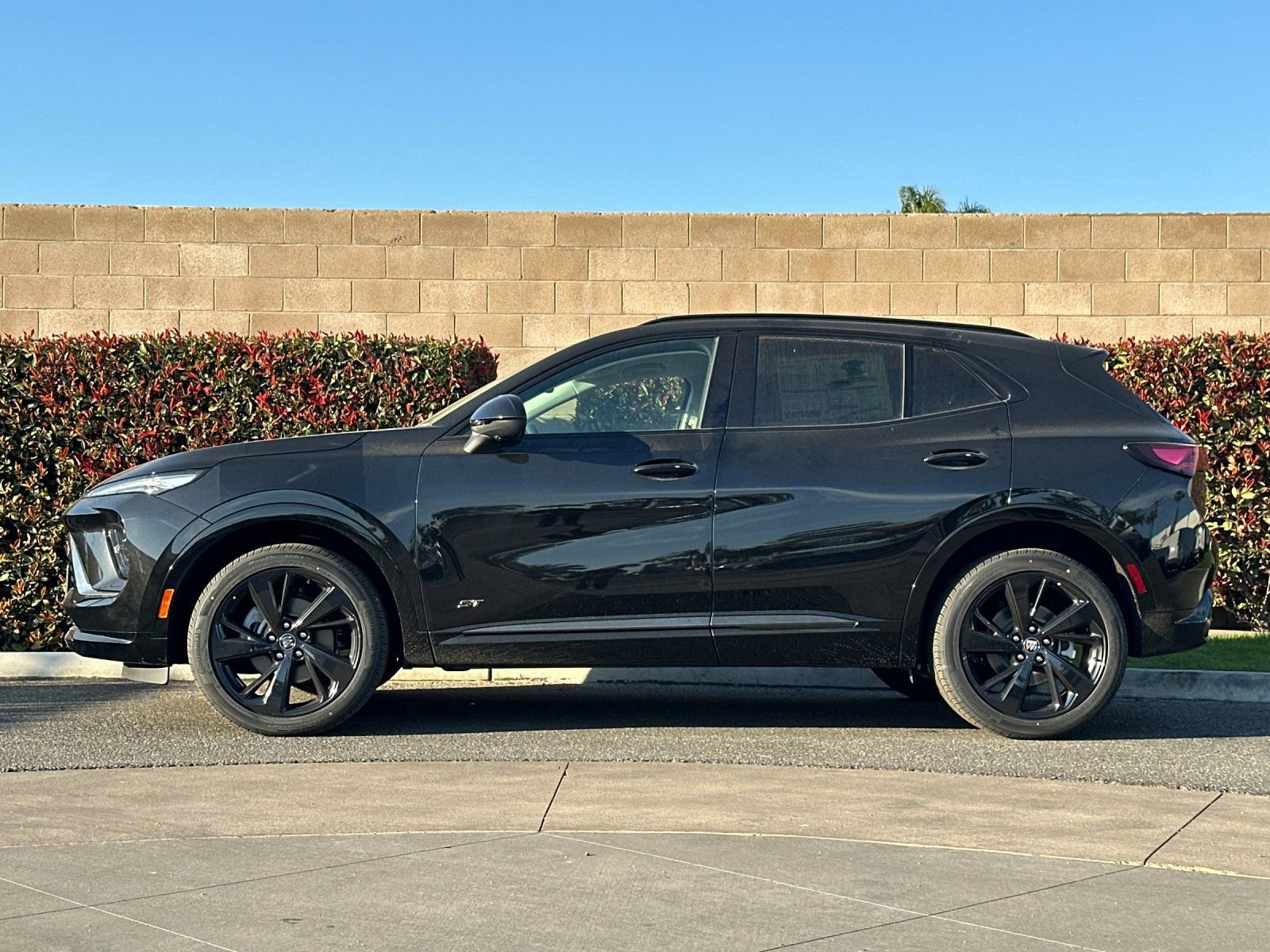 2026 Buick Envision Sport Touring photo 5