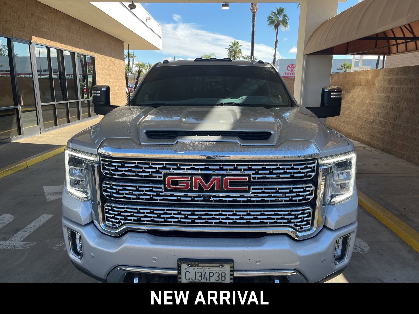2023 Gmc Sierra HD Denali photo 2