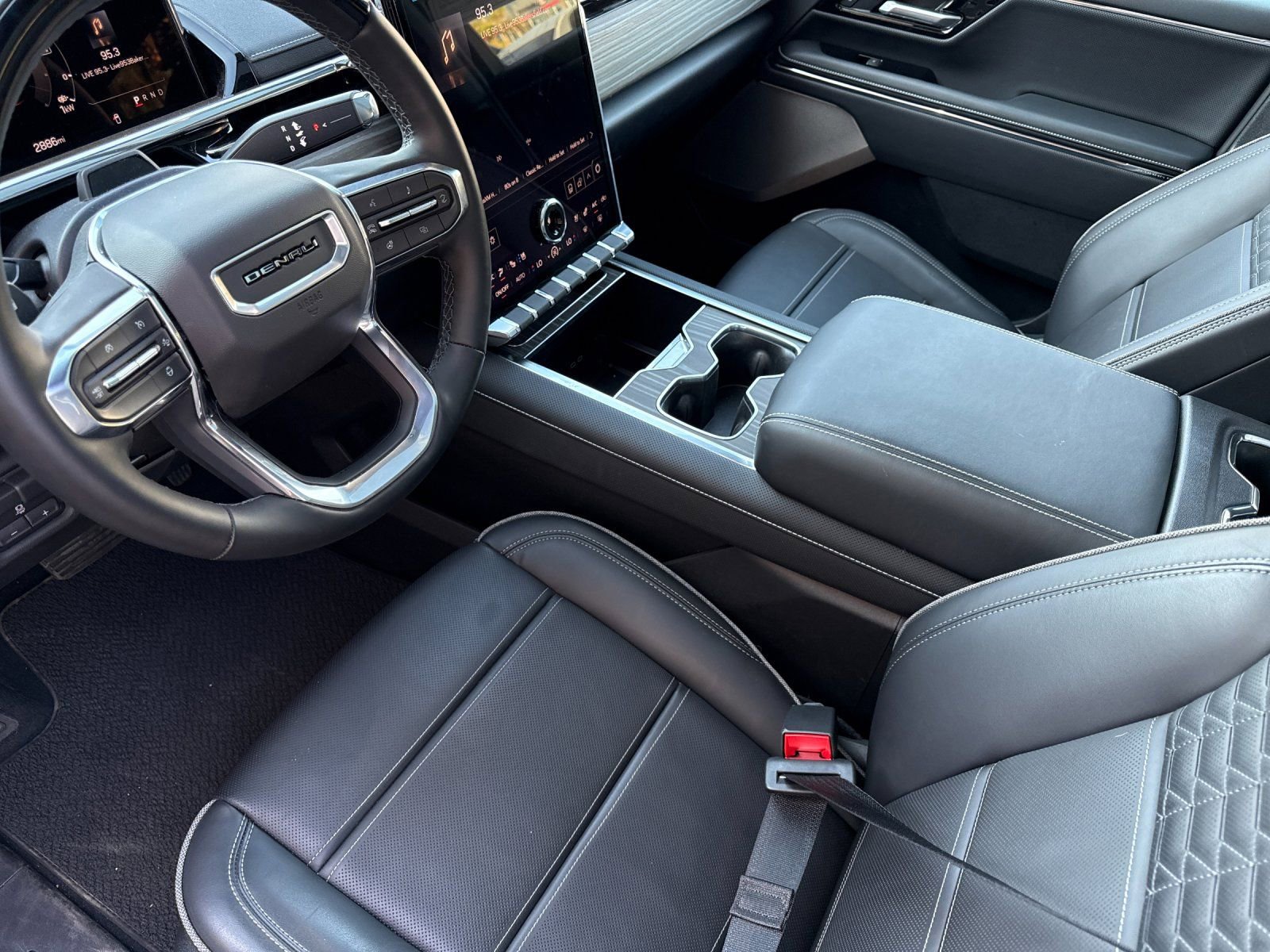 2025 GMC Sierra EV Denali - Photo 9