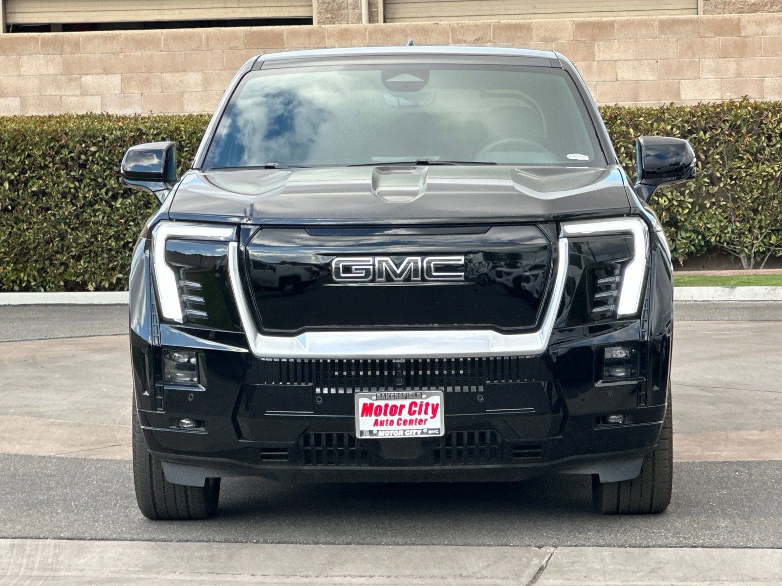 2025 GMC Sierra EV Denali - Photo 9