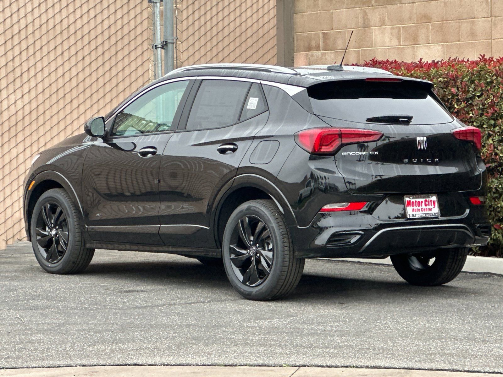 2026 Buick Encore GX Sport Touring photo 4