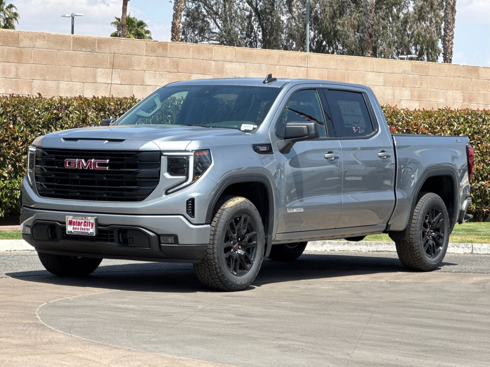 2026 GMC Sierra 1500 Elevation photo 6