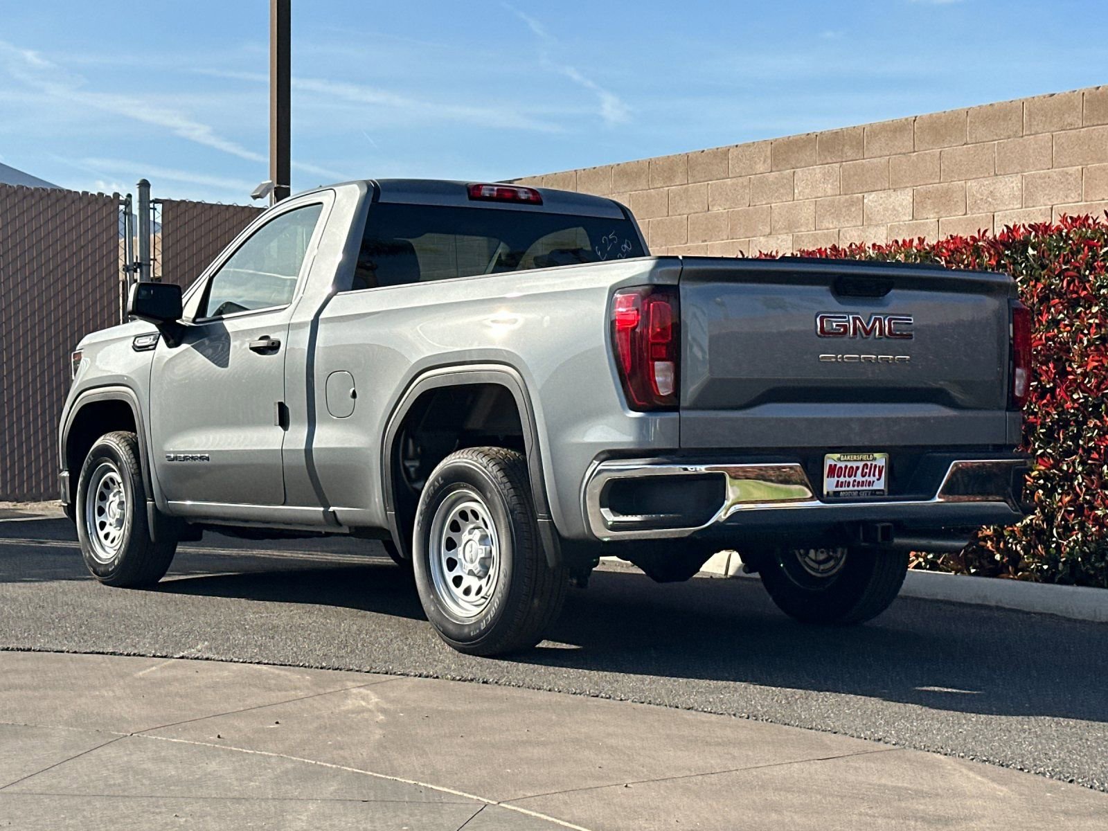 2026 GMC Sierra 1500 Pro photo 4